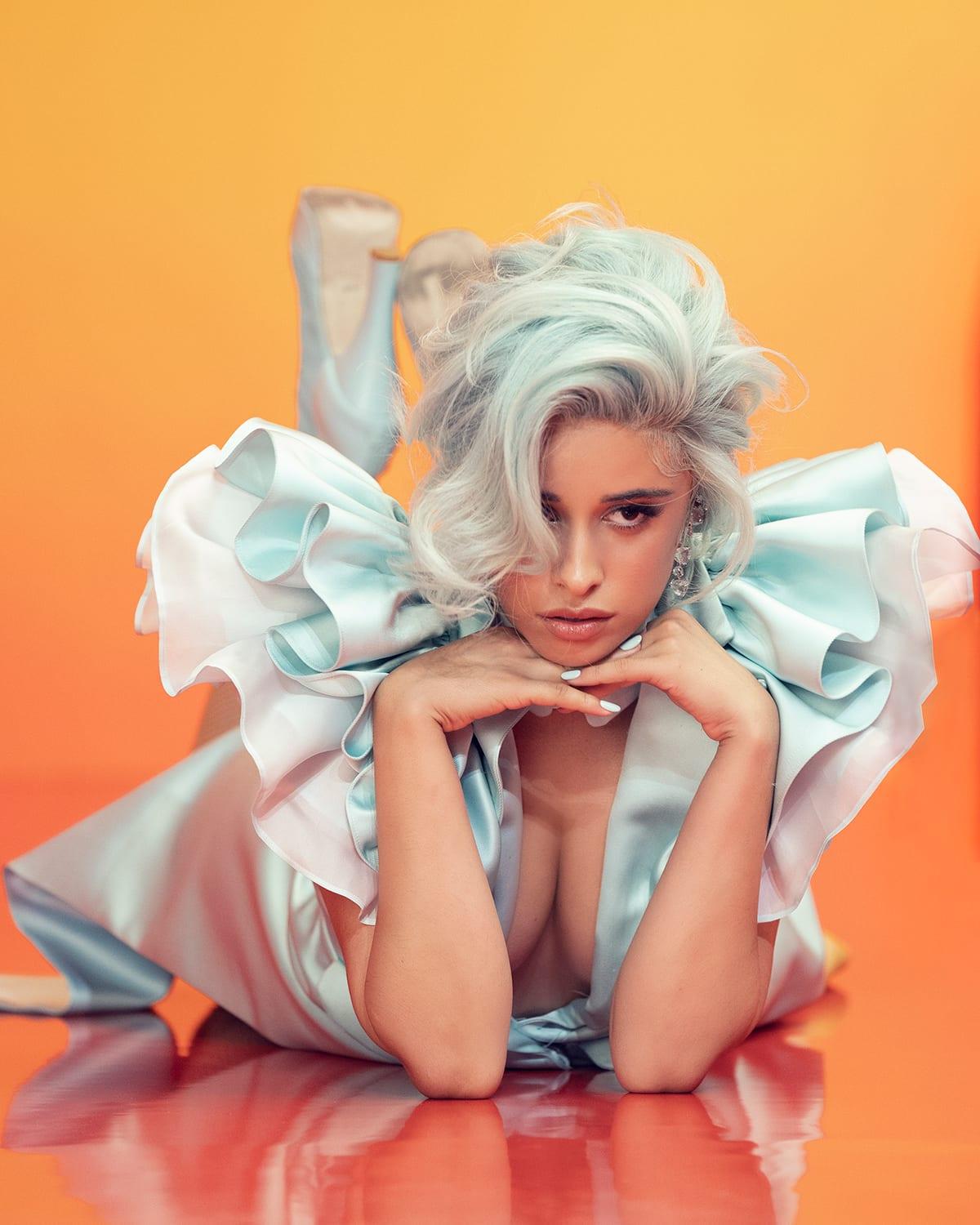 Camila Cabello, frame 02
