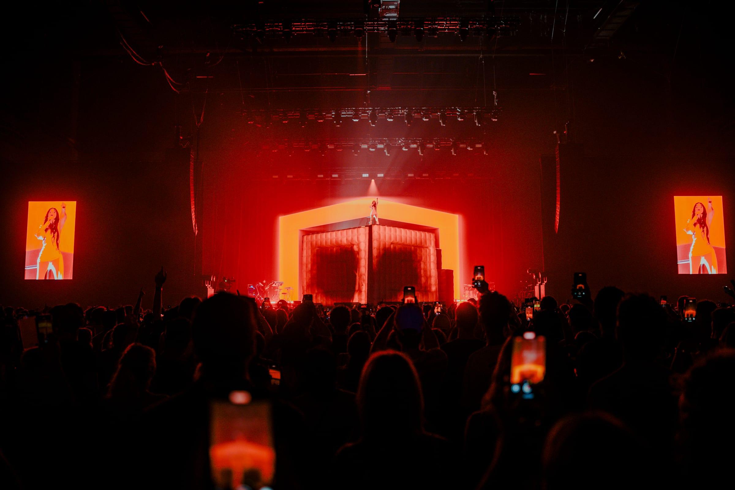 Camila Cabello, frame 11
